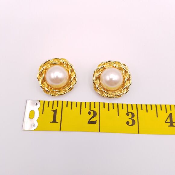 Earrings Gold Tone Round Rope Chain Border Faux Pearl Clip On Fashion Statement - Picture 4 of 4